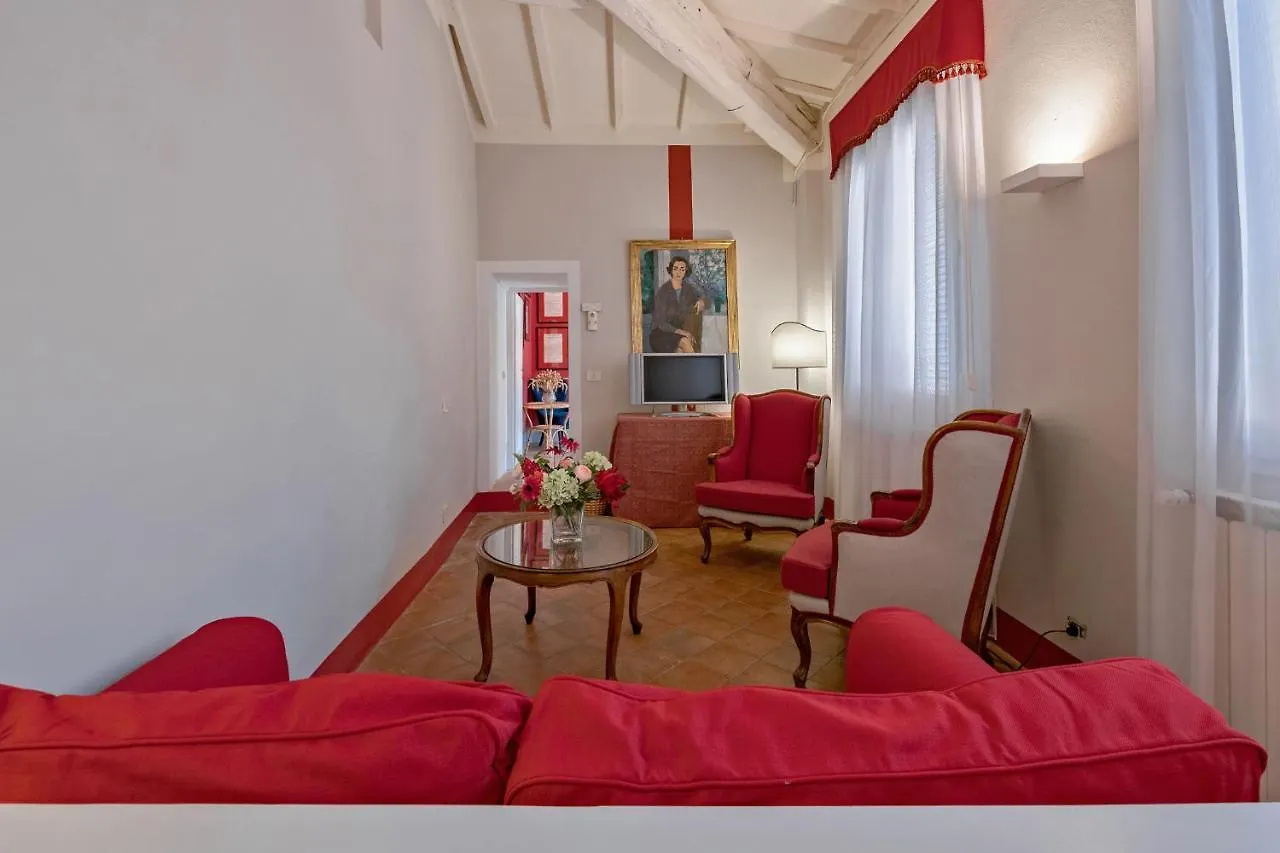 Drom Florence Rooms & Apartments 3*,