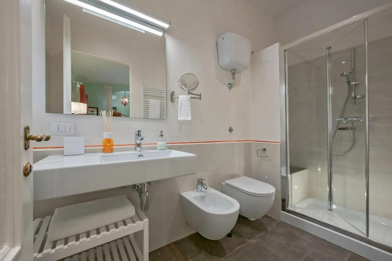 Drom Florence Rooms & Apartments 3*,