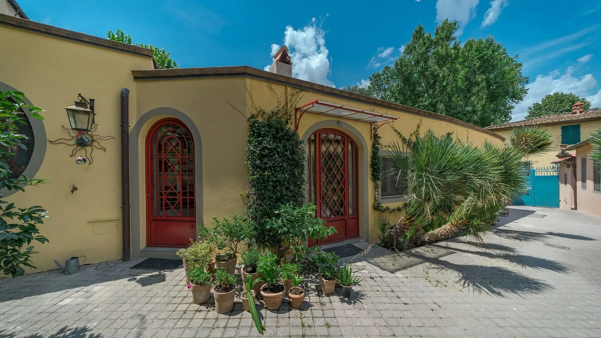 Drom Florence Rooms & Apartments 3*,