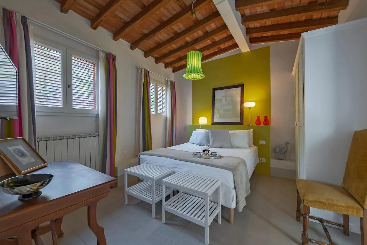 *** Bed and breakfast Drom Florence Rooms & Apartments Italia