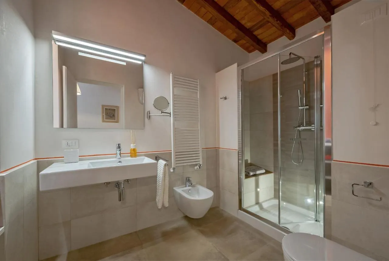Bed and breakfast Drom Florence Rooms & Apartments