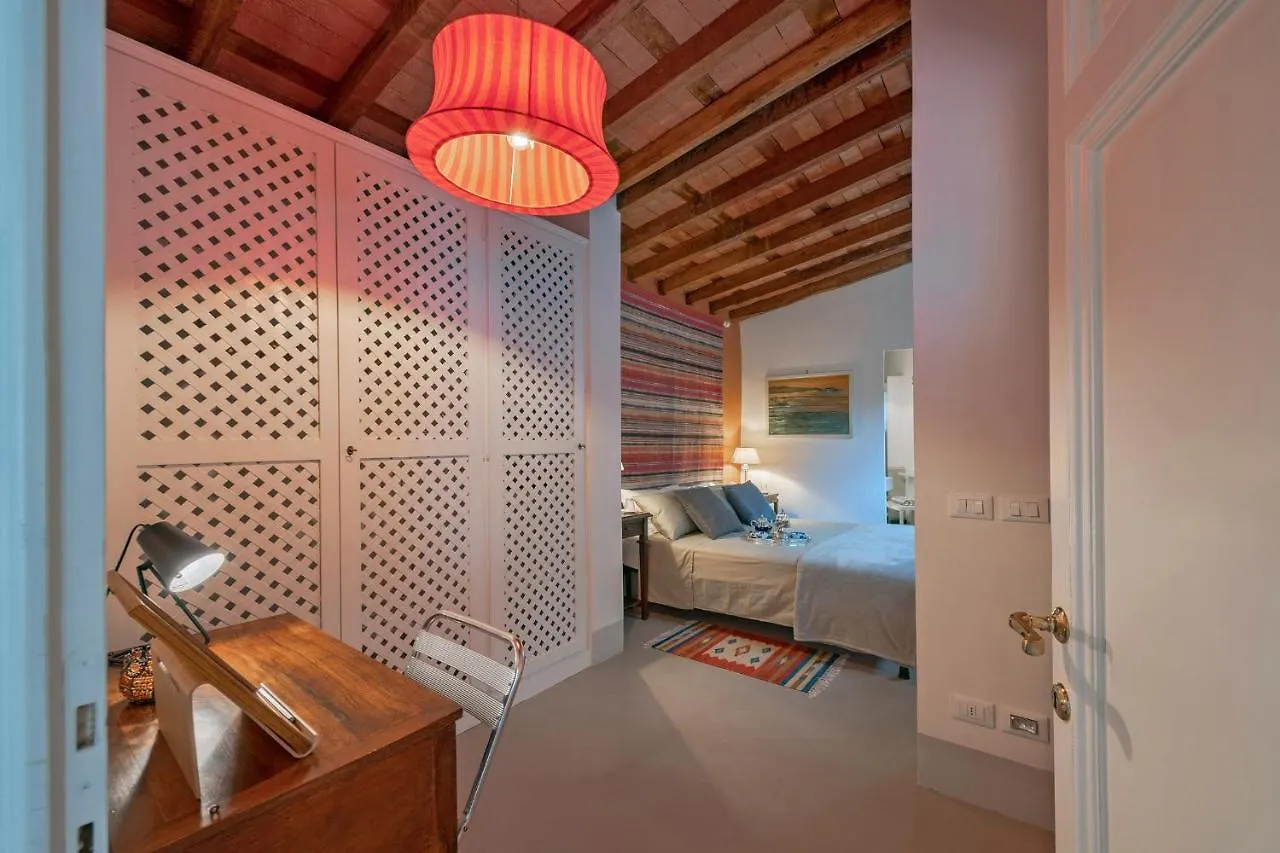 Drom Florence Rooms & Apartments 3*,  Italia